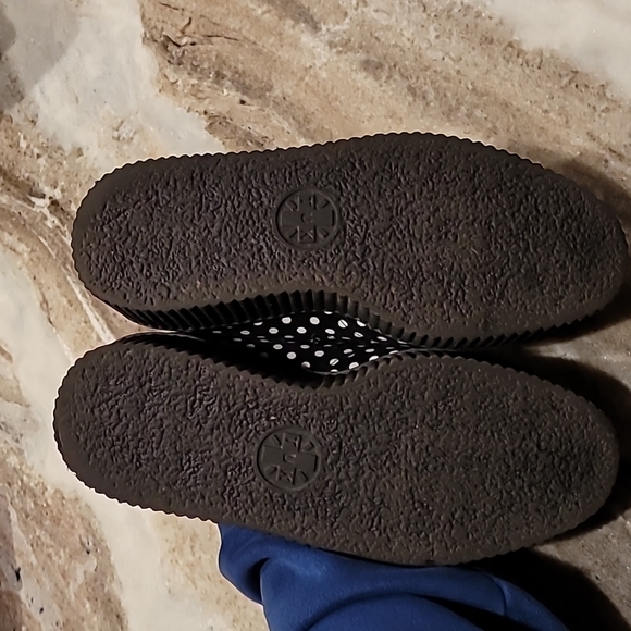 T.U.K sz M7/W9 Black & White Polka Dot Suede Creepers - Picture 6 of 14